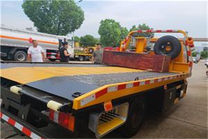 岳西附近拖车电话号码服务